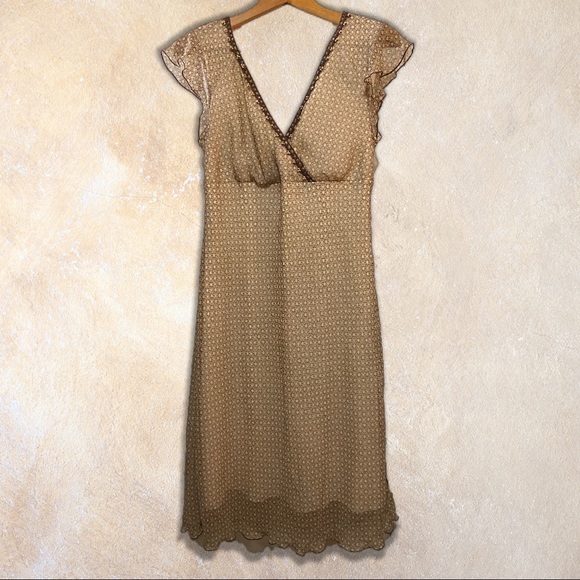 G.C Sz 16 Believe… light brown sheer V-neck dress w dark lining underneath. - Picture 2 of 8